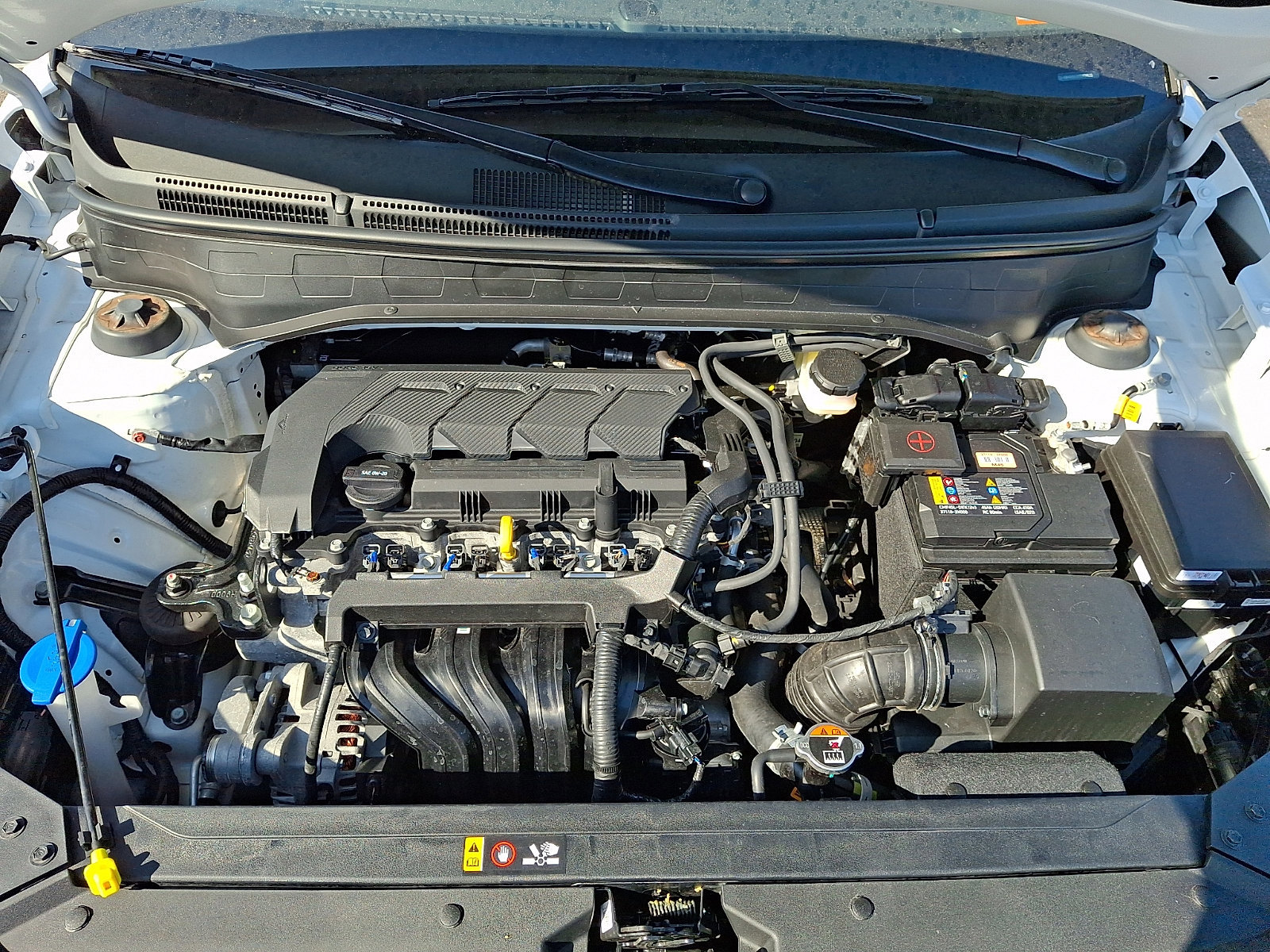 Certified 2025 Hyundai Venue SE image 28