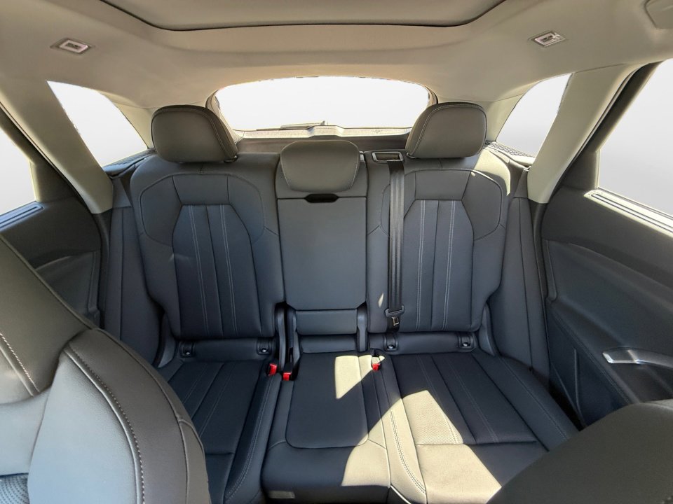 New 2025 Audi Q5 Premium Plus image 12