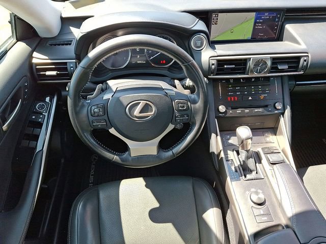 Used 2018 Lexus IS 300 AWD w/ Comfort Package image 21