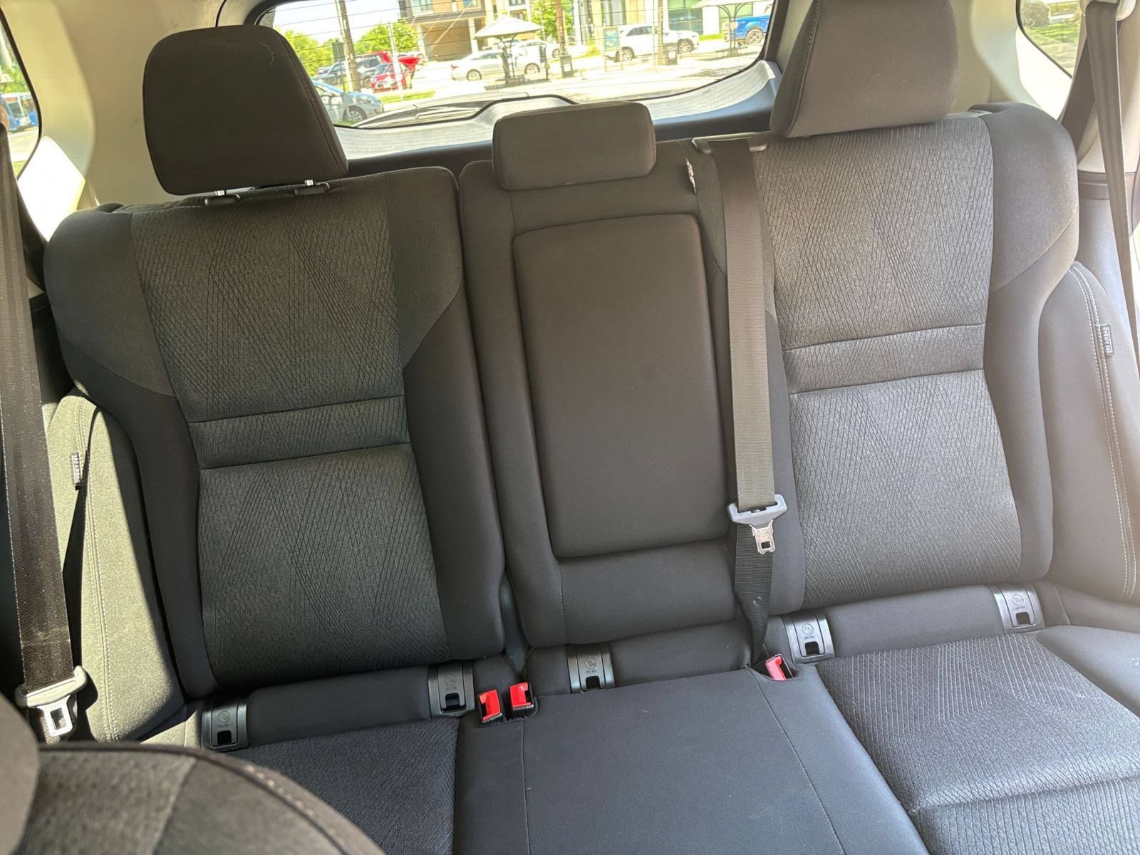 Used 2025 Nissan Rogue SV FWD image 32