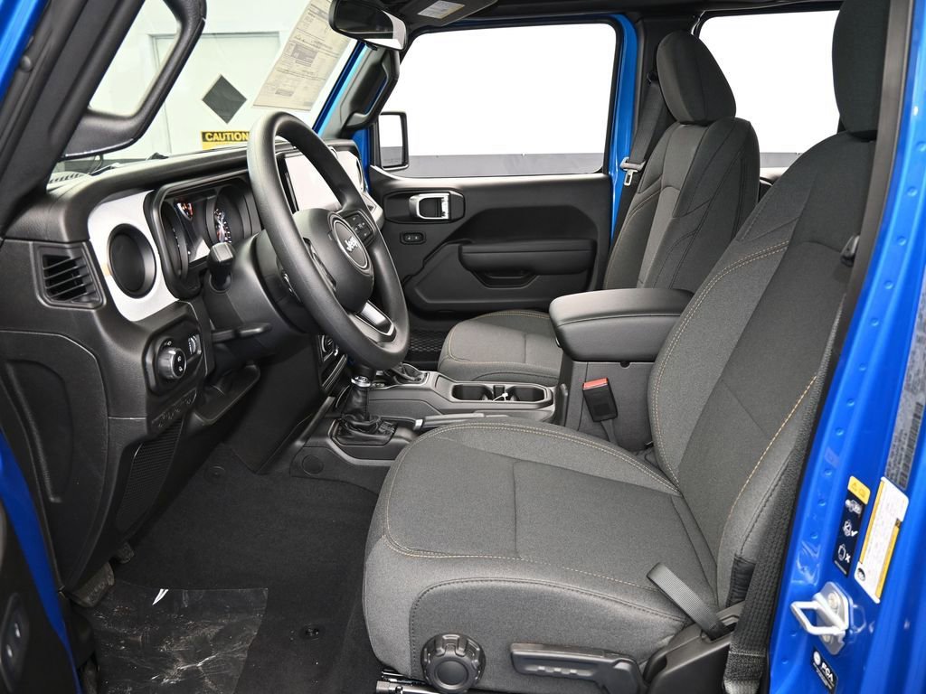New 2026 Jeep Gladiator Sport AWD/4WD image 11