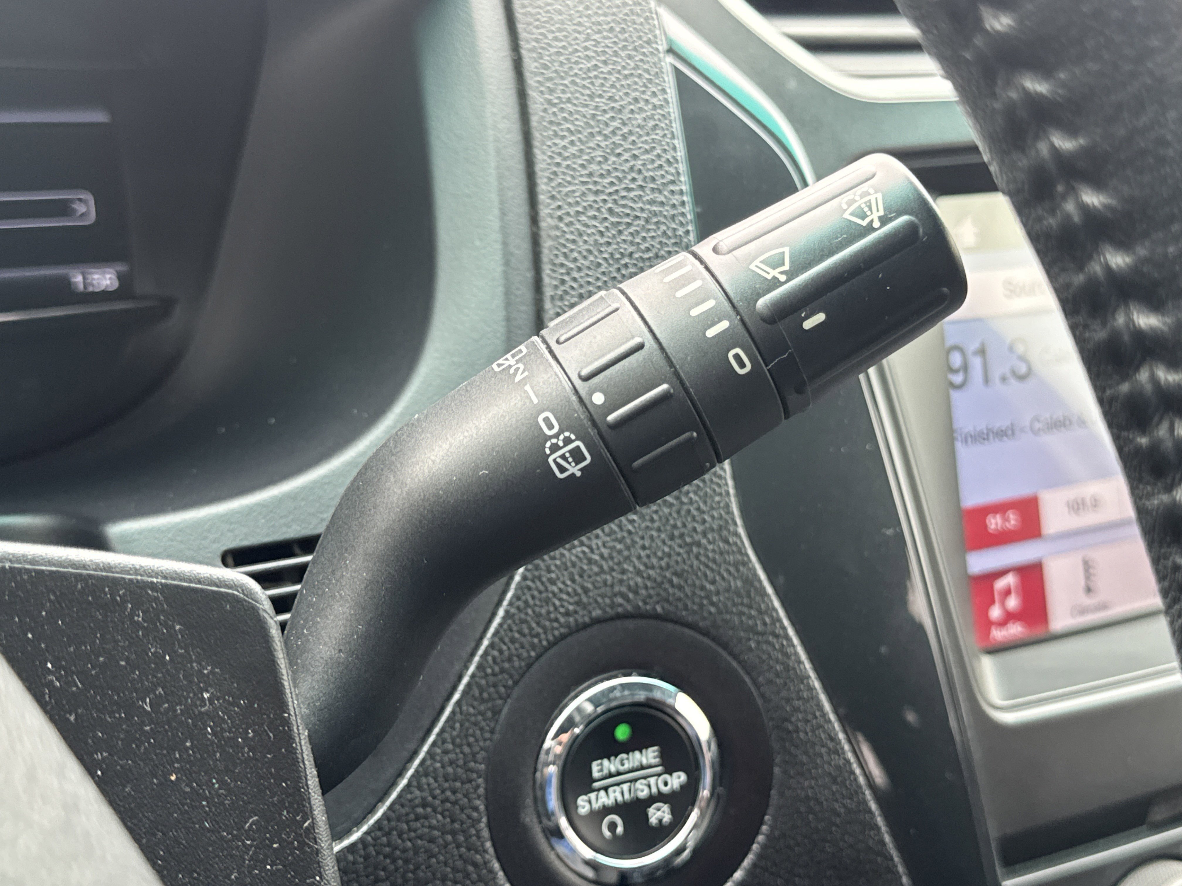 Used 2017 Ford Explorer XLT w/ Equipment Group 201A FWD image 17
