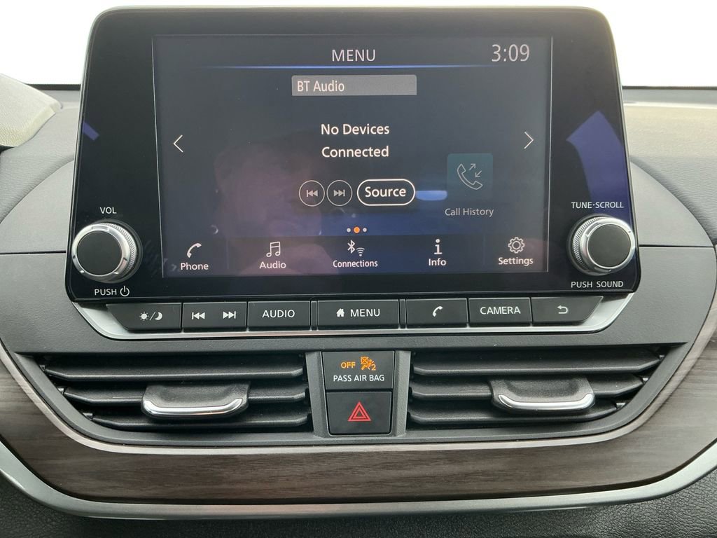 Used 2024 Nissan Altima 2.5 SV image 24