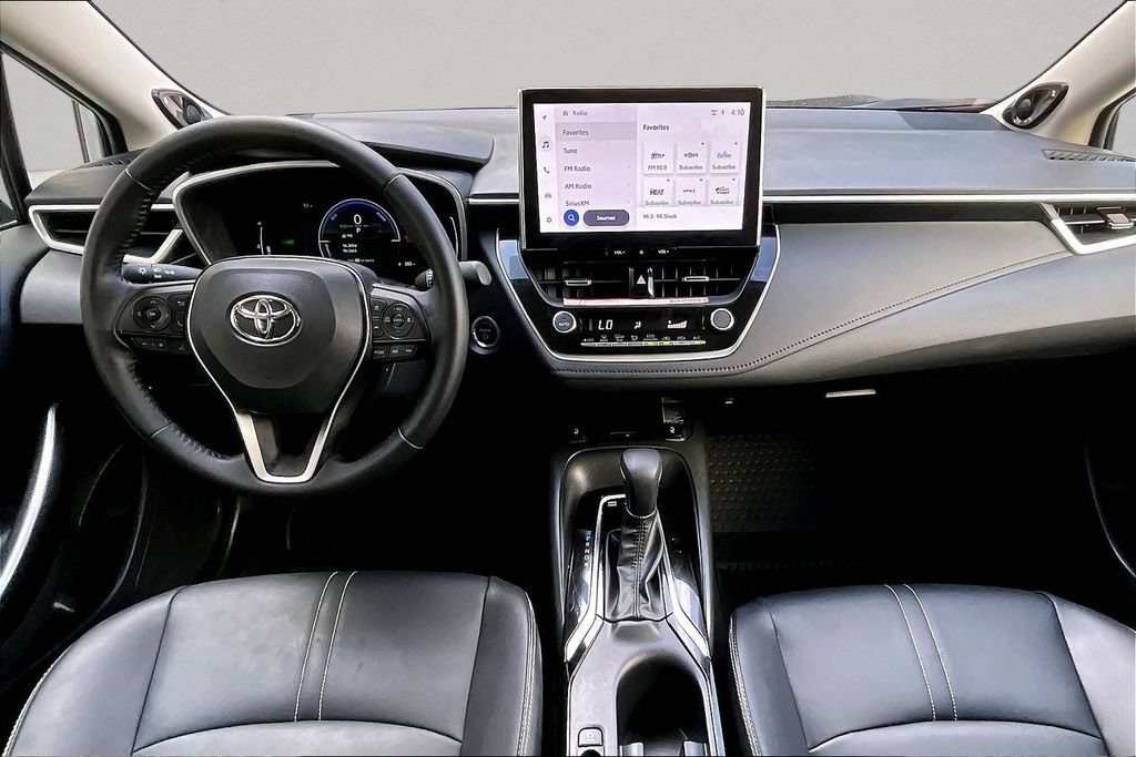Certified 2025 Toyota Corolla XLE FWD image 10