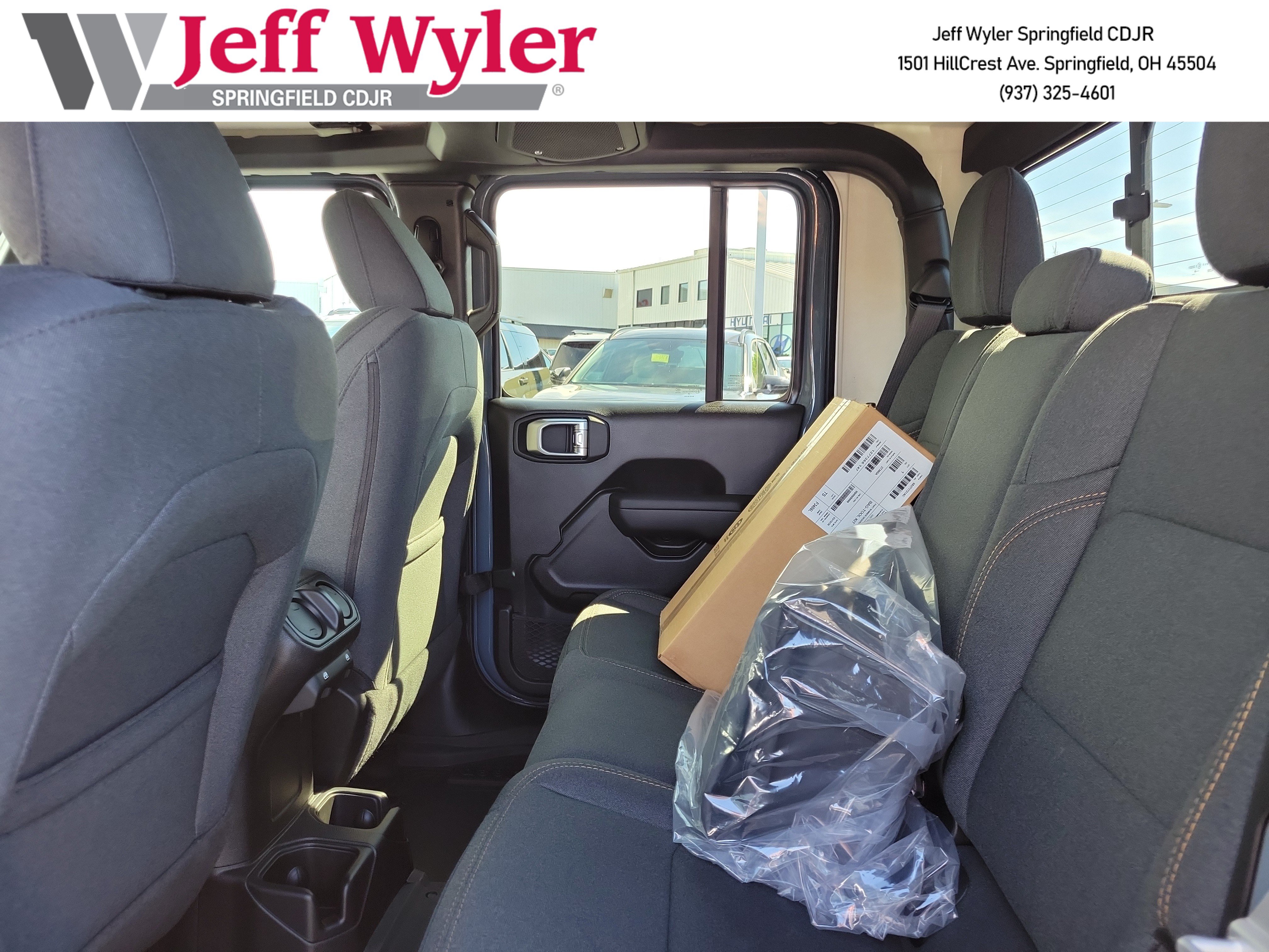New 2026 Jeep Gladiator Sport AWD/4WD image 16