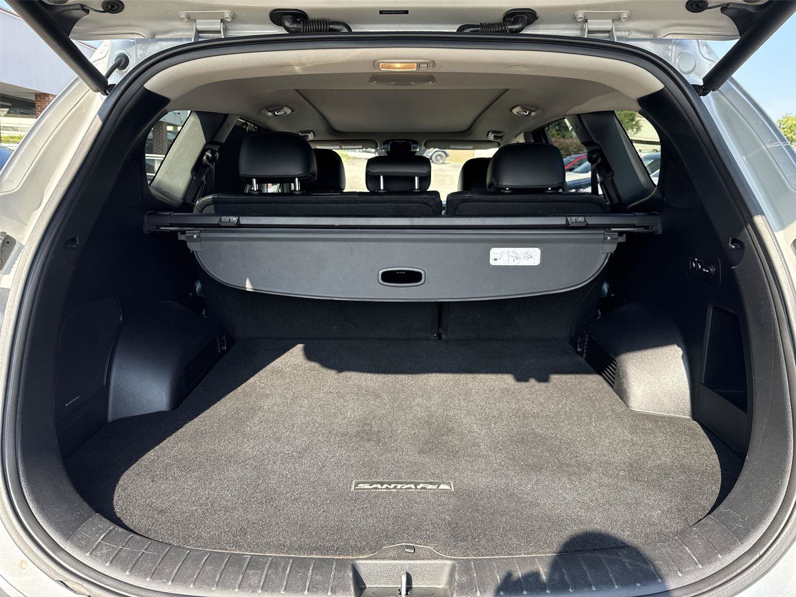 Used 2022 Hyundai Santa Fe SEL w/ Convenience + Premium Package FWD image 23