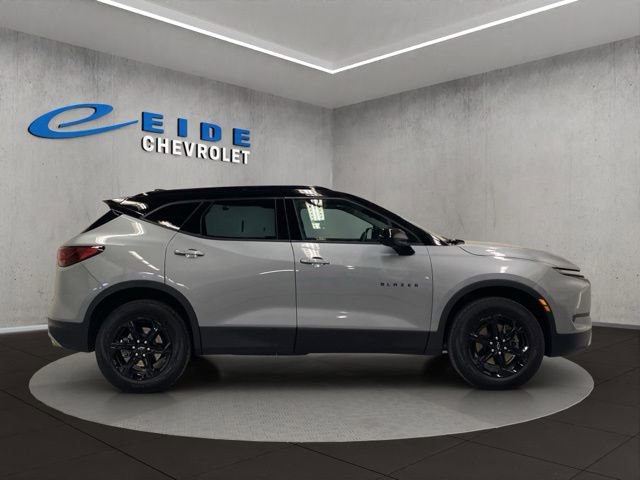 Used 2024 Chevrolet Blazer LT w/ Convenience Package FWD image 15