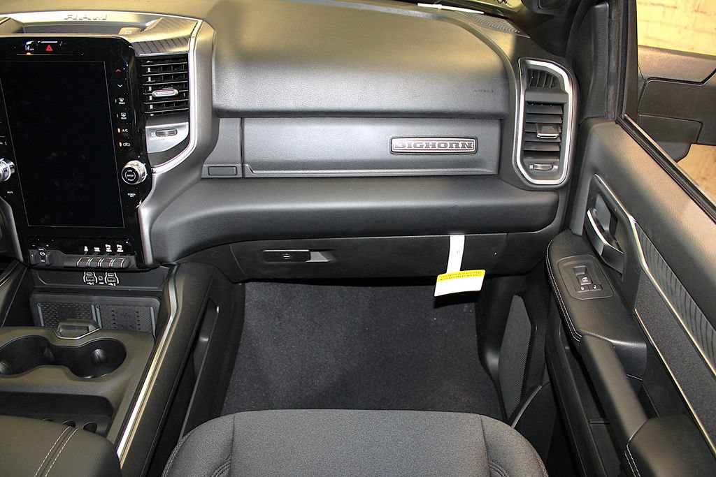 New 2026 RAM 2500 Big Horn AWD/4WD image 34