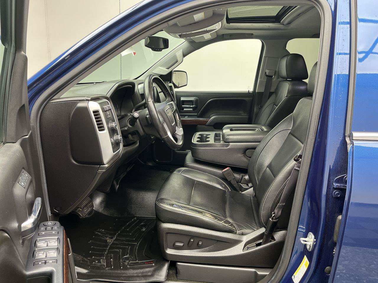 Used 2017 GMC Sierra 1500 SLT w/ SLT Premium Package AWD/4WD image 3