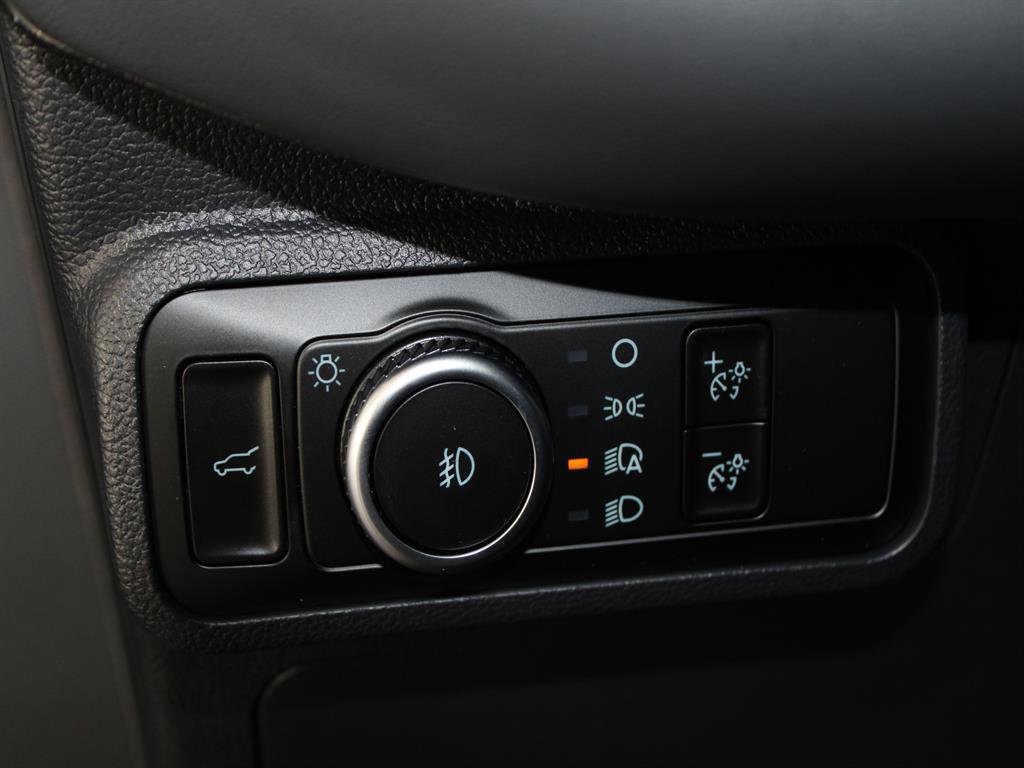 New 2026 Ford Explorer Active w/ Active Comfort Package image 20