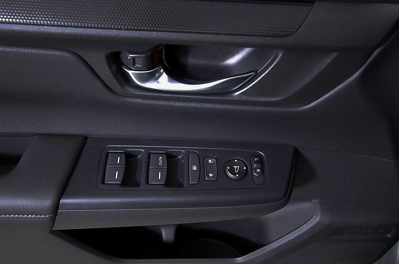 Certified 2026 Honda CR-V LX image 17