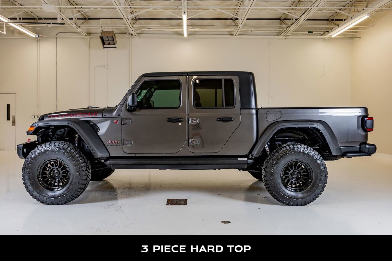 Used 2023 Jeep Gladiator Rubicon w/ LED Lighting Group image 6