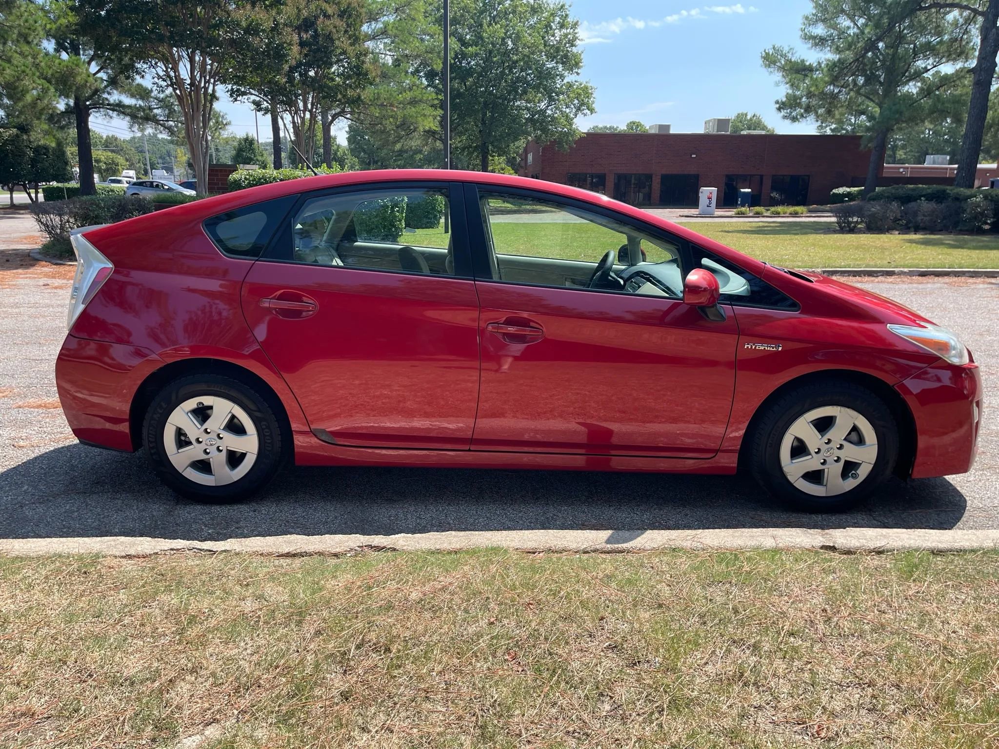 Used 2011 Toyota Prius One image 6