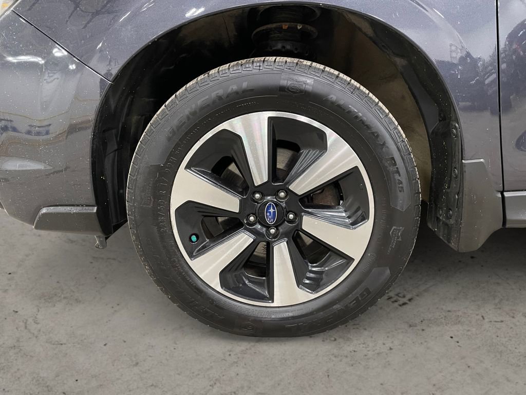 Used 2017 Subaru Forester 2.5i w/ Alloy Wheel Package image 14