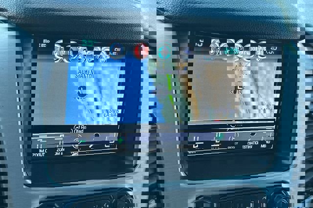 Used 2020 GMC Yukon SLT w/ Open Road Package image 24