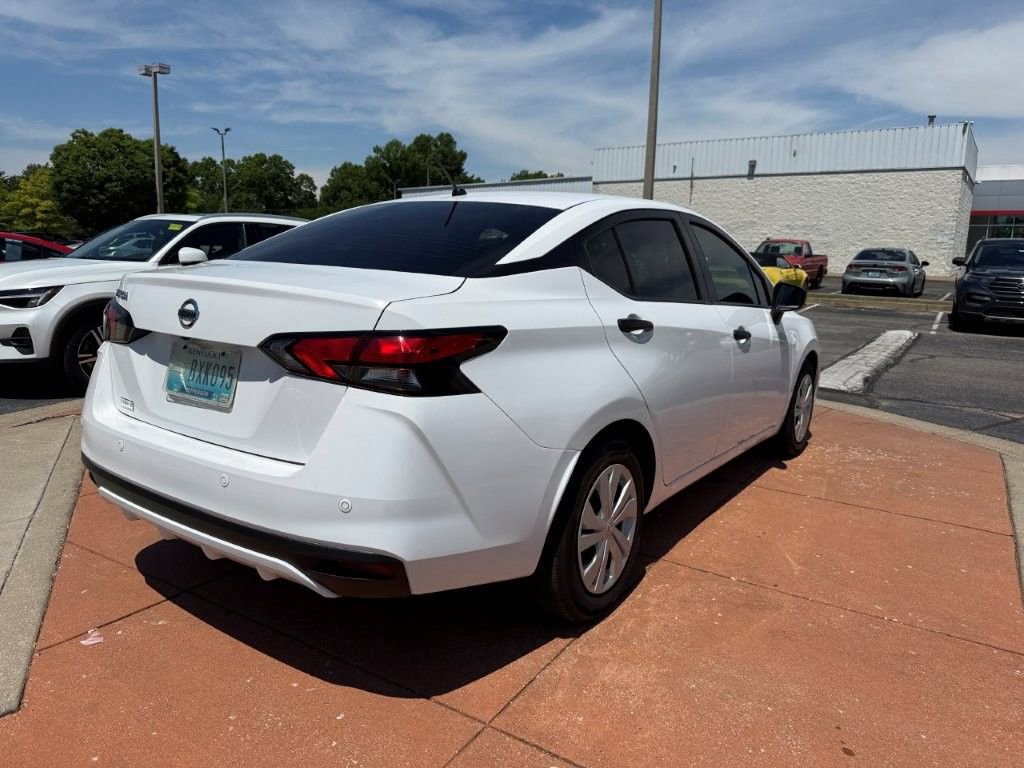 Used 2021 Nissan Versa S FWD image 6