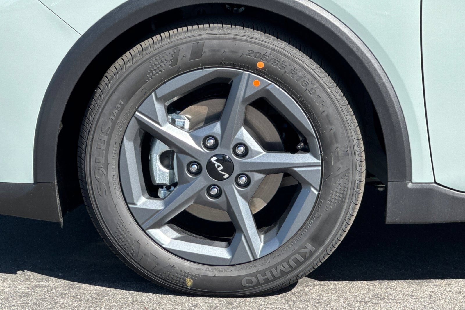 New 2026 Kia K4 FWD image 24