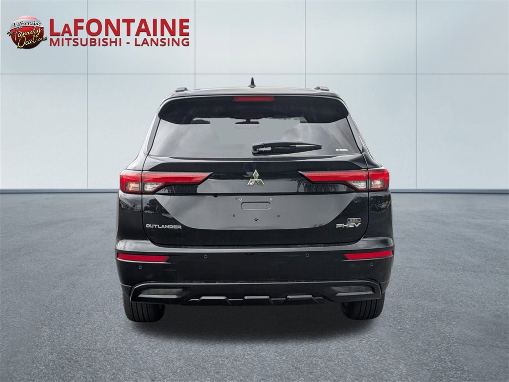 New 2025 Mitsubishi Outlander SEL Black Edition image 4