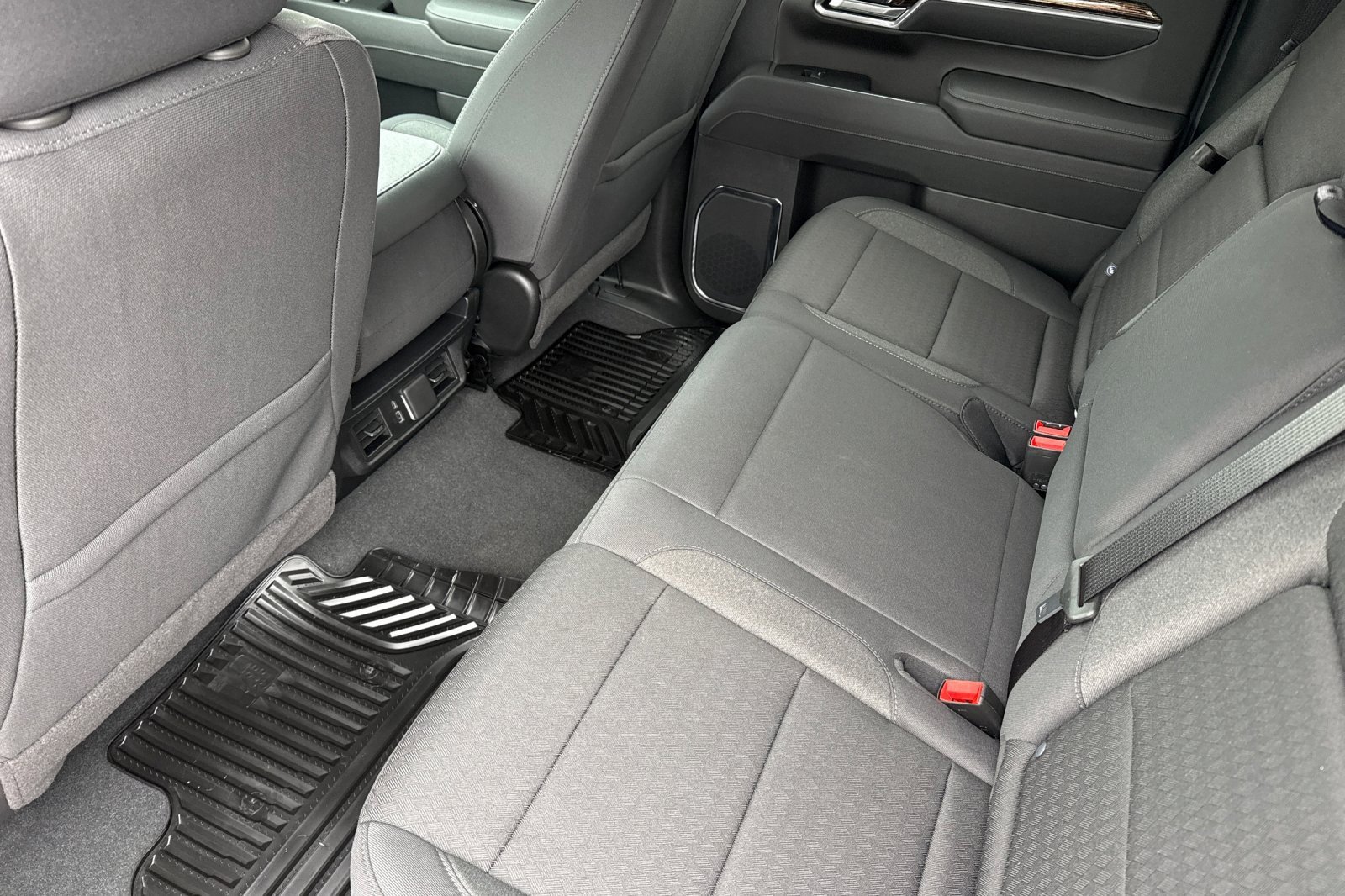 New 2026 GMC Sierra 1500 Elevation image 13