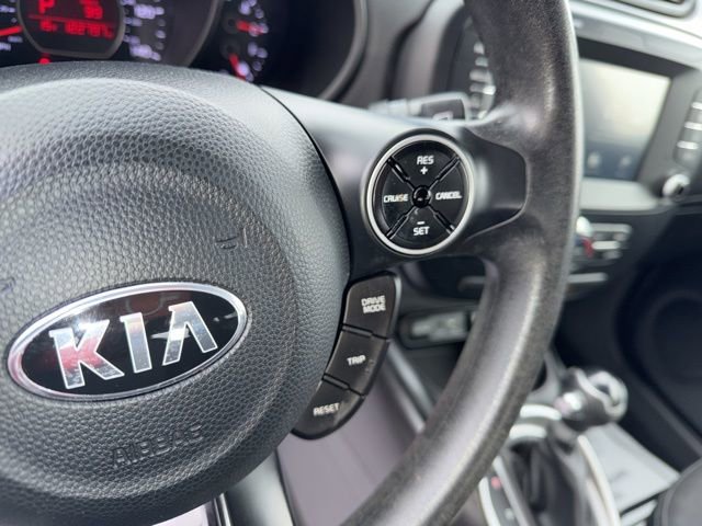 Used 2018 Kia Soul + image 11