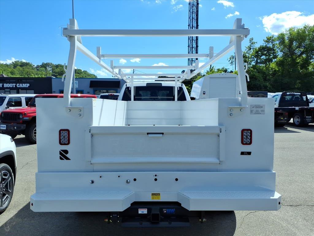 New 2026 RAM 5500 Tradesman w/ Chrome Appearance Group AWD/4WD image 5