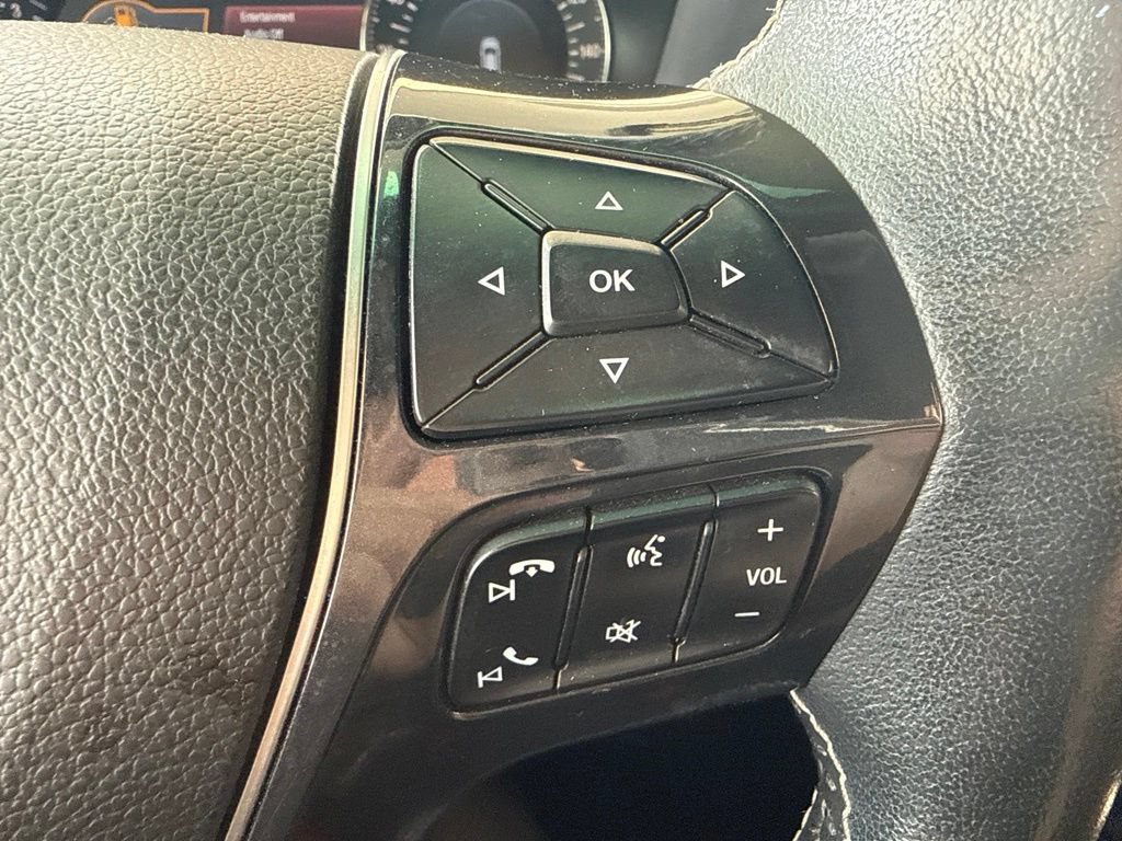 Used 2016 Ford Explorer Platinum AWD/4WD image 23