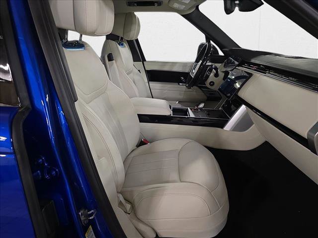 New 2025 Land Rover Range Rover Autobiography image 10