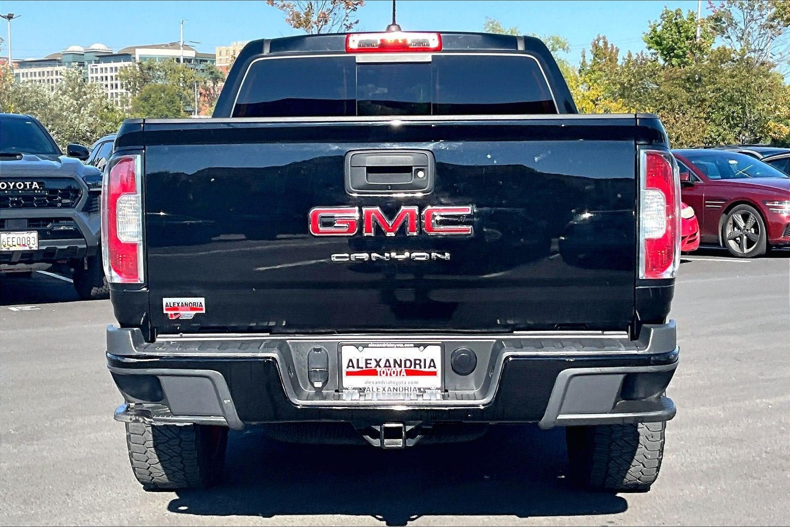 Used 2022 GMC Canyon Elevation w/ Trailering Package AWD/4WD image 4