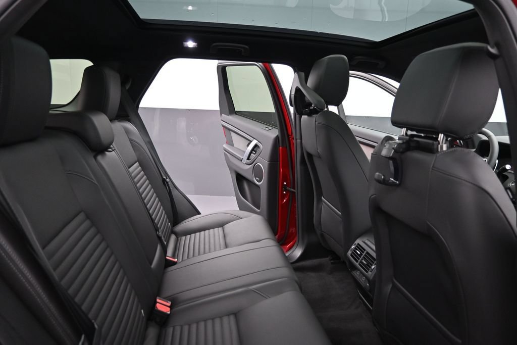 New 2026 Land Rover Discovery Sport Landmark AWD/4WD image 13