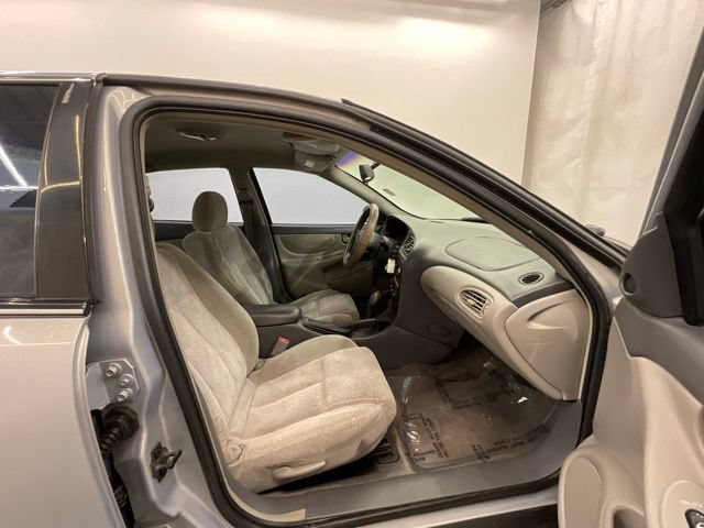 Used 1999 Oldsmobile Alero GL w/ Ashtray & Lighter Pkg FWD image 22