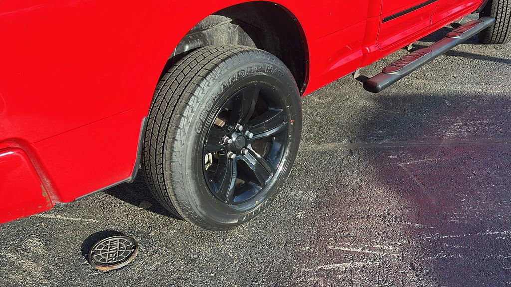 Used 2018 RAM 1500 Sport w/ Convenience Group image 8