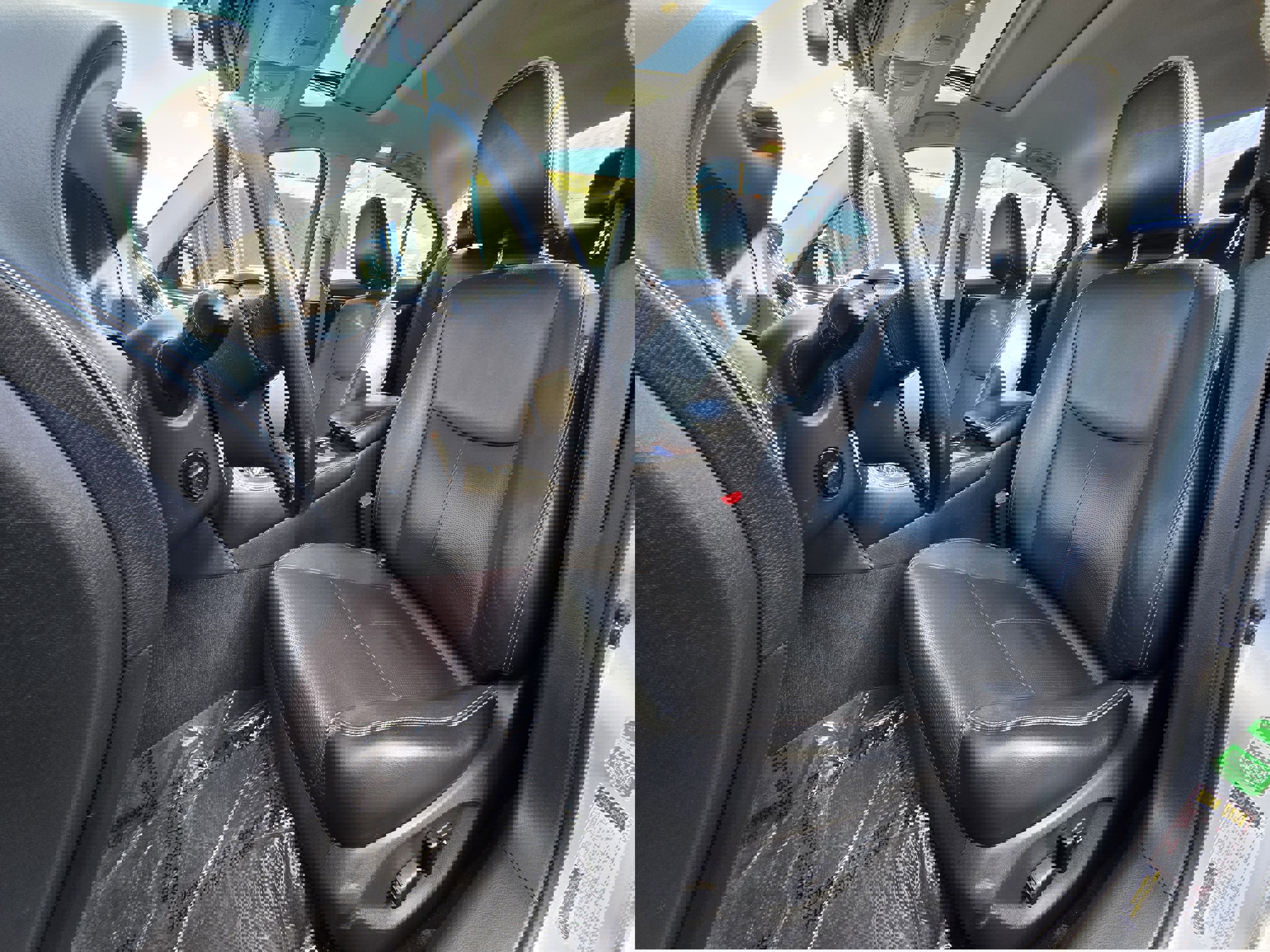 Used 2016 INFINITI Q50 Hybrid w/ Technology Package image 9