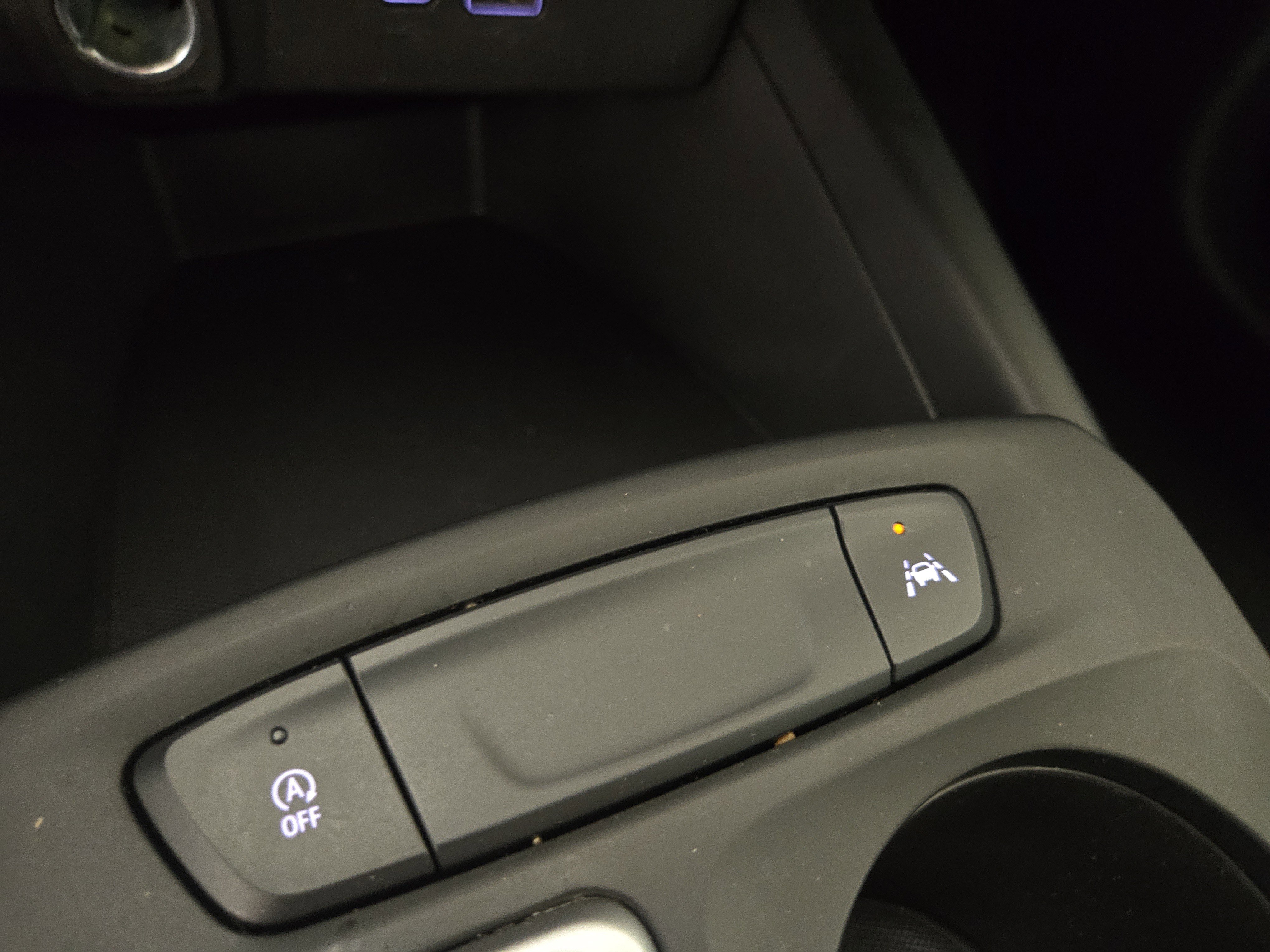 Certified 2025 Chevrolet Trax LS w/ LS Convenience Package image 30