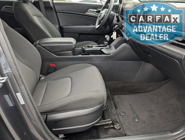 Used 2025 Kia Sportage LX FWD image 20