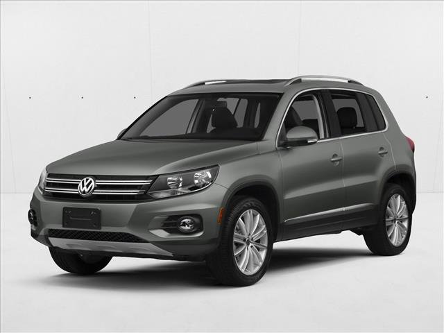 Used 2015 Volkswagen Tiguan S FWD image 1