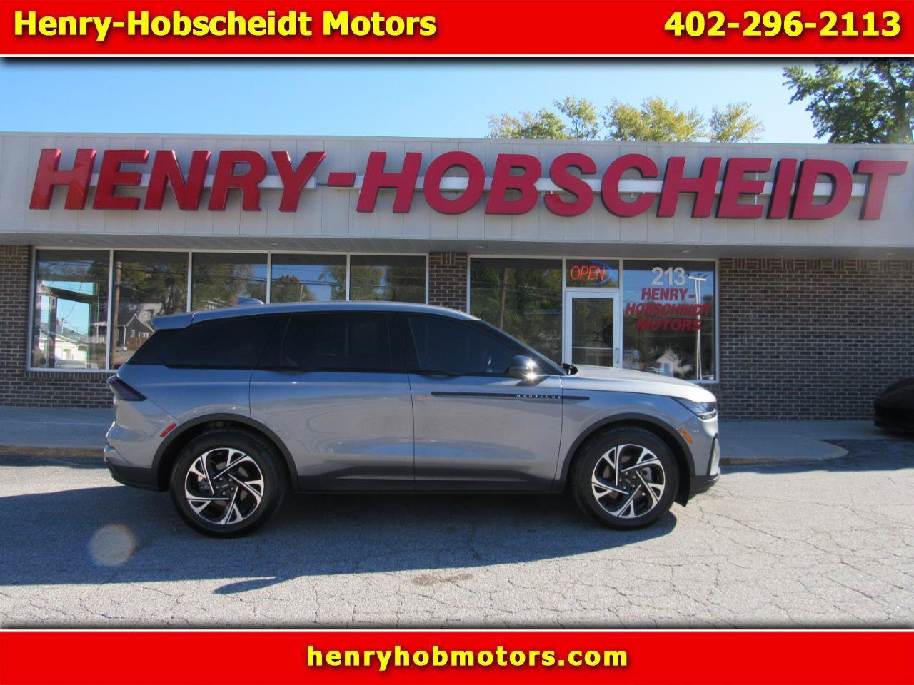 Used 2025 Lincoln Nautilus Premier w/ Jet Appearance Package AWD/4WD image 1