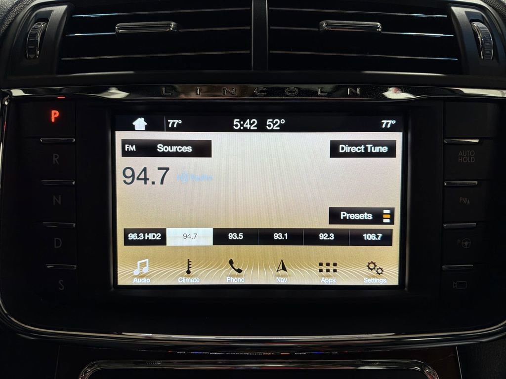 Used 2017 Lincoln Continental Reserve w/ Rear-seat Package image 12