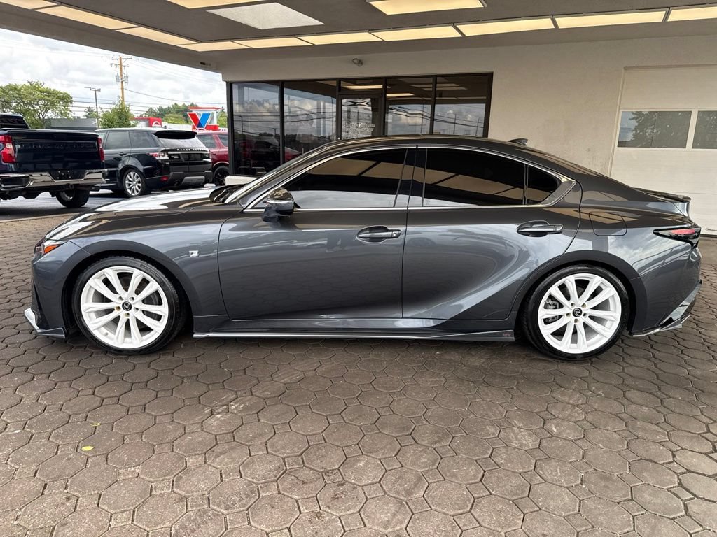 Used 2022 Lexus IS 350 F Sport w/ Memory Package AWD/4WD image 9
