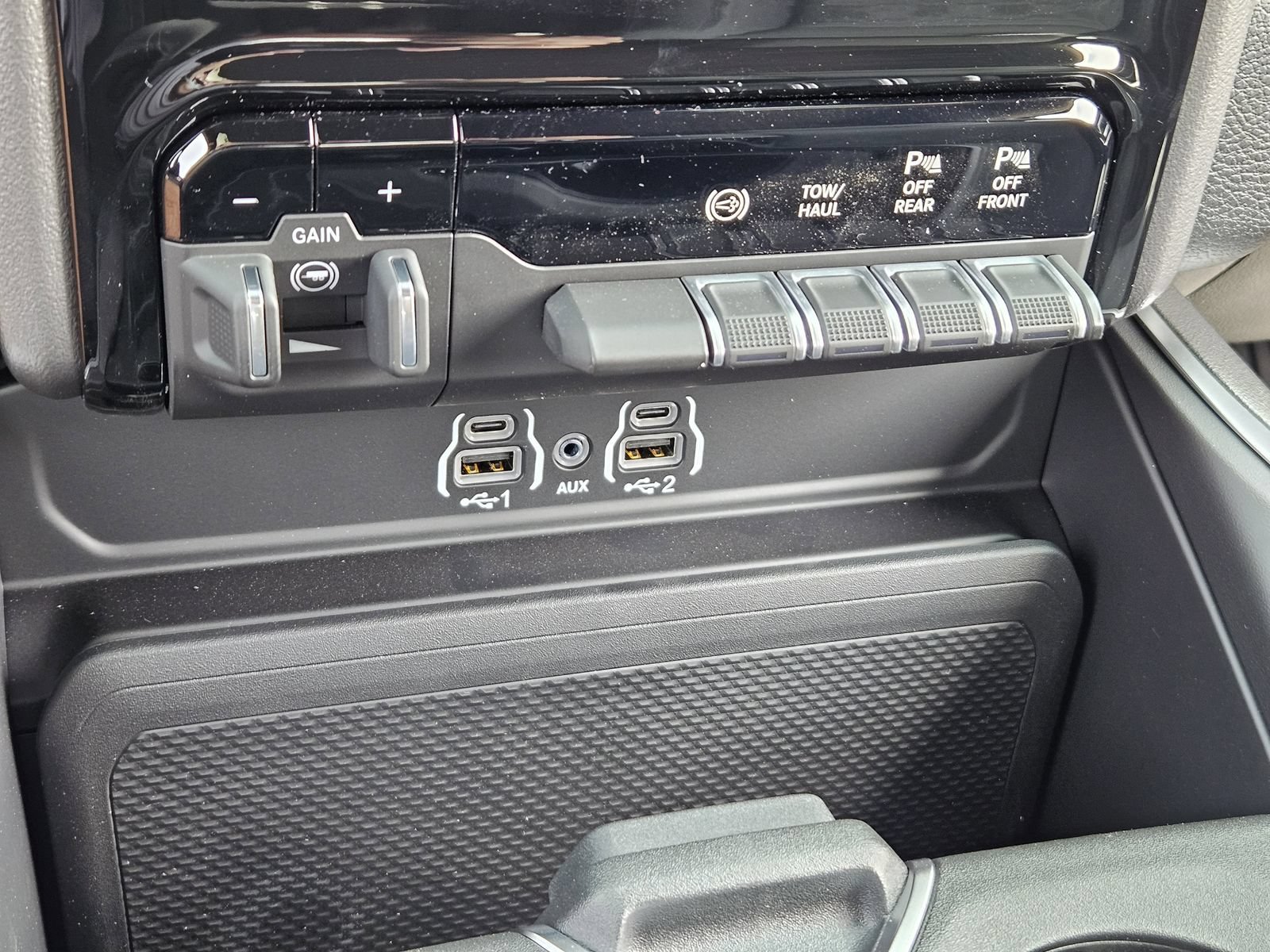 New 2026 RAM 3500 Lone Star AWD/4WD image 23