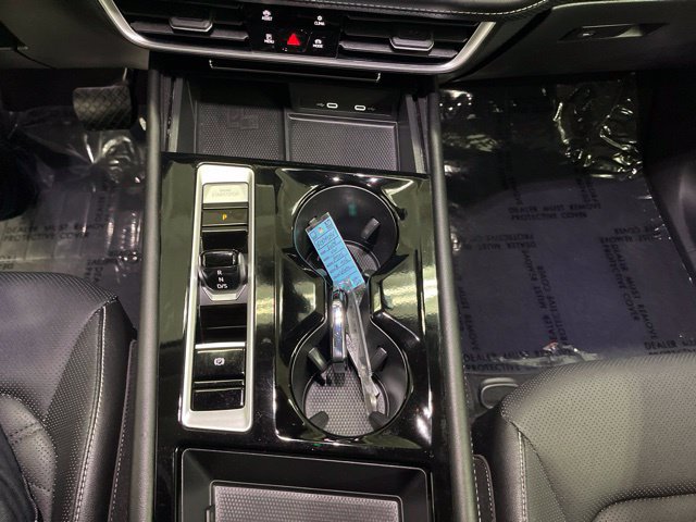 Used 2024 Volkswagen Atlas SE AWD/4WD image 23