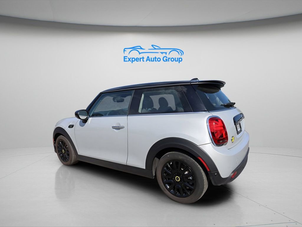 Used 2023 MINI Cooper SE image 6