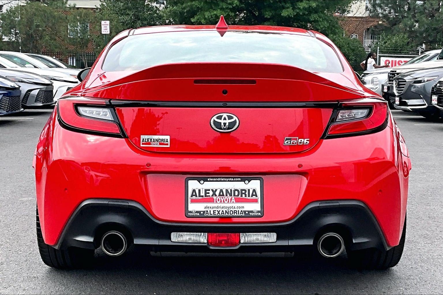Used 2025 Toyota GR86 Premium w/ Performance Package RWD image 4