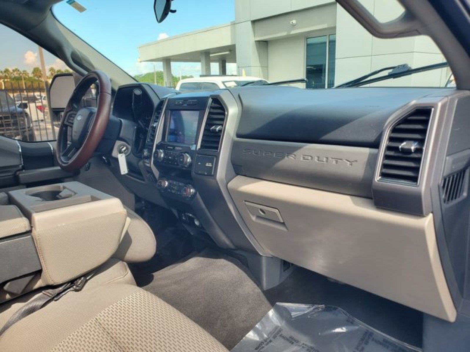 Certified 2022 Ford F250 XLT AWD/4WD image 31