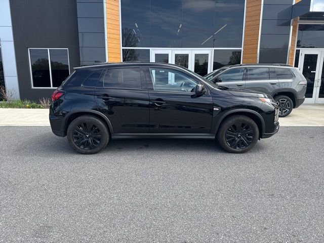 Used 2025 Mitsubishi Outlander Sport LE AWD/4WD image 7