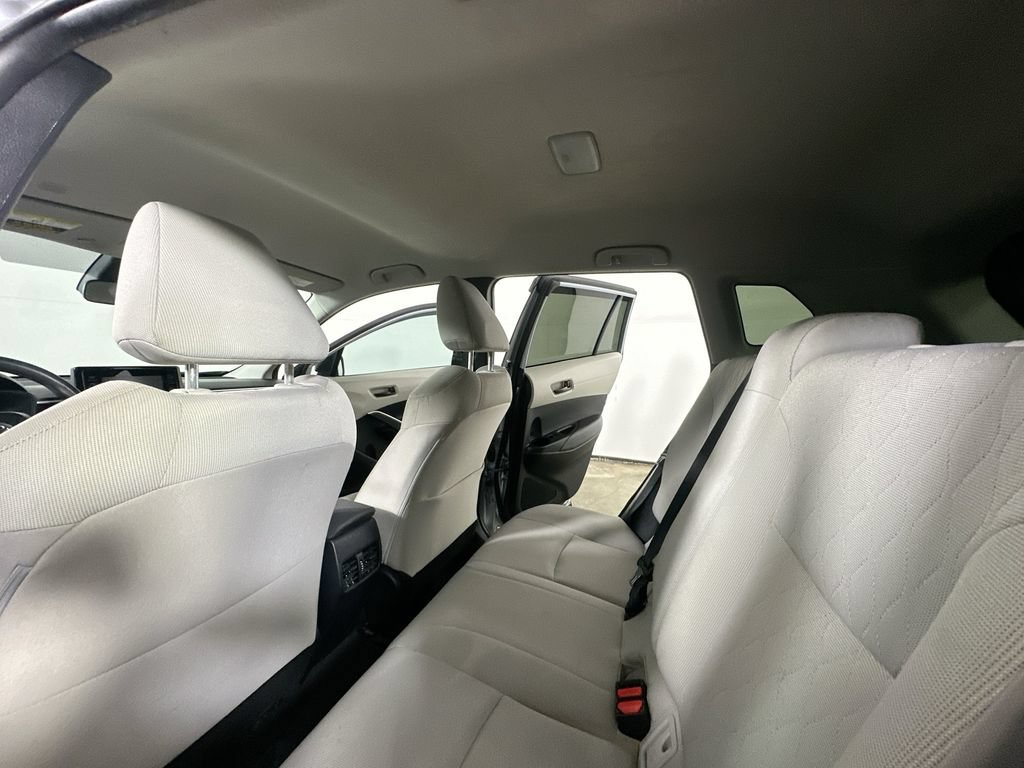 Used 2022 Toyota Corolla Cross L FWD image 12