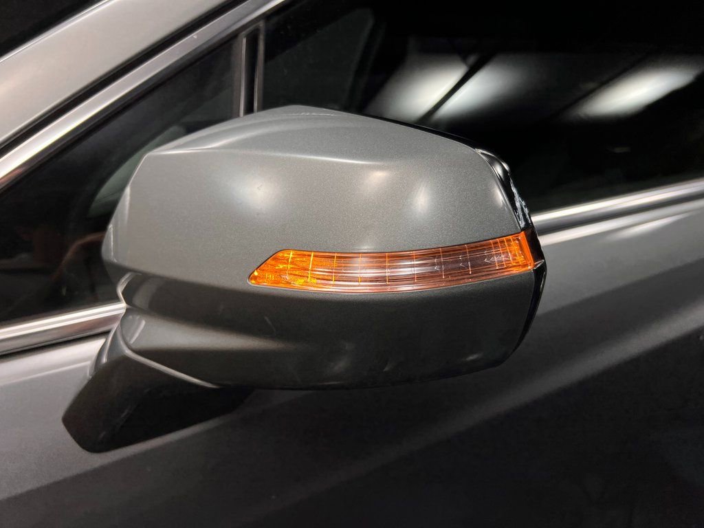 Used 2025 Cadillac XT5 Luxury image 25