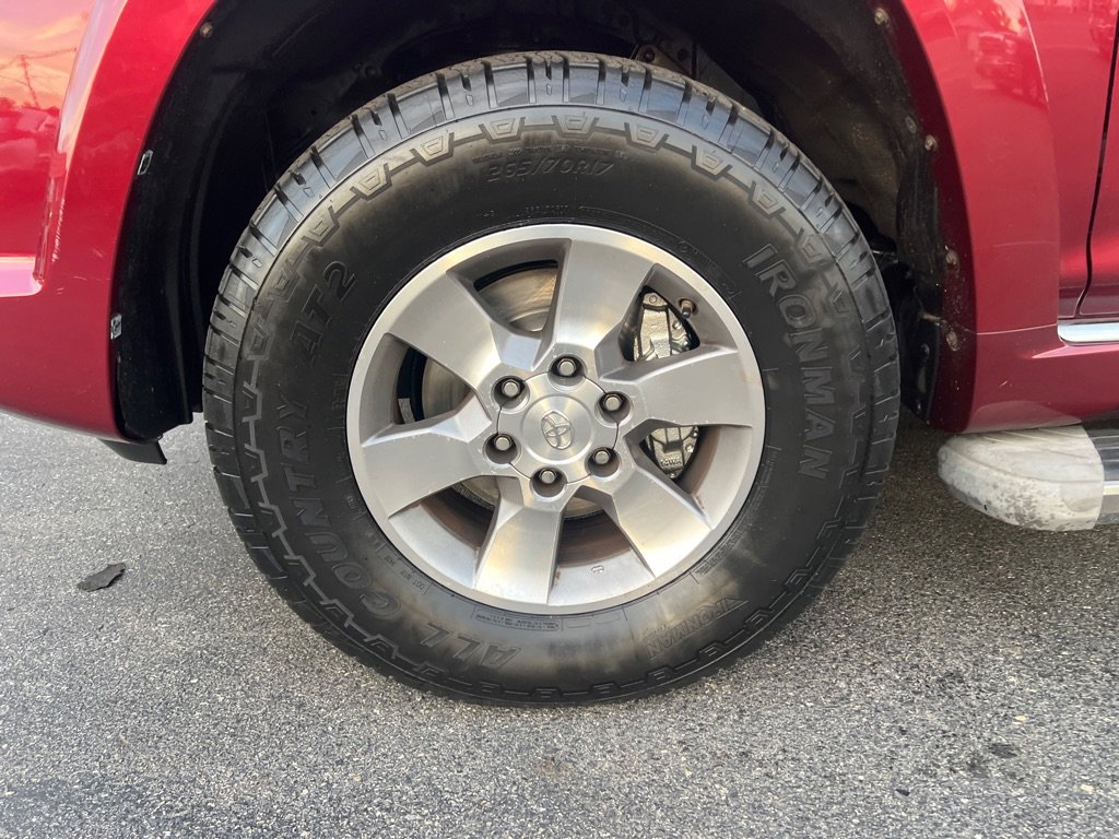 Used 2011 Toyota 4Runner SR5 image 35