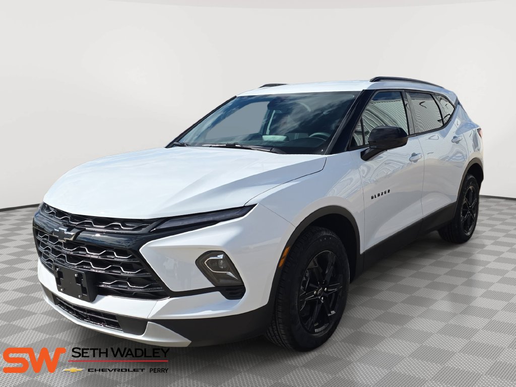 New 2026 Chevrolet Blazer LT w/ Convenience Package FWD image 3