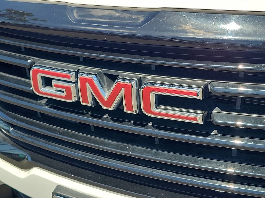Used 2023 GMC Terrain SLE w/ Driver Convenience Package FWD image 29