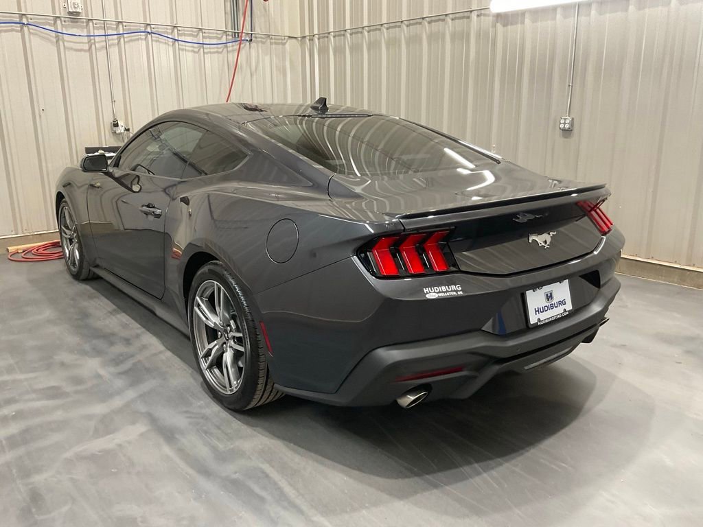 Used 2024 Ford Mustang Premium image 20